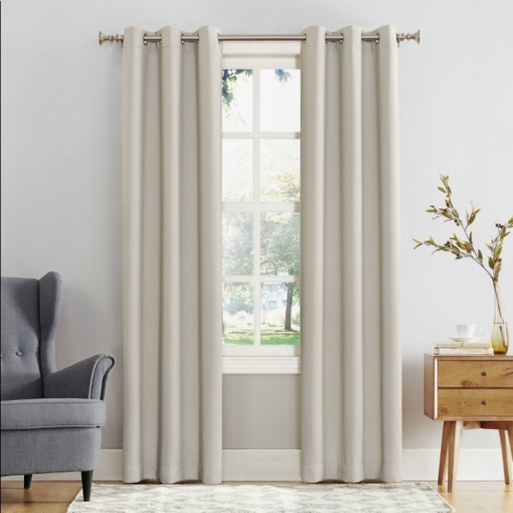 2 Sun Zero Blackout Grommet Curtain 63L x 40W